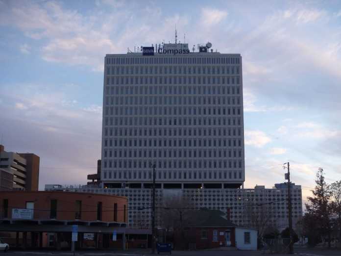 In diesem unscheinbaren Bürogebäude in Albuquerque hatte sich Microsoft bis zum Umzug an die Westküste 1979 eingemietet. 