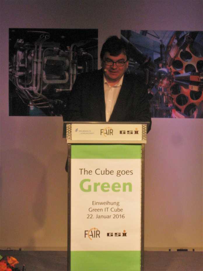 Hocheffizienter Green IT Cube eingeweiht
