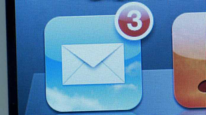 E-Mail