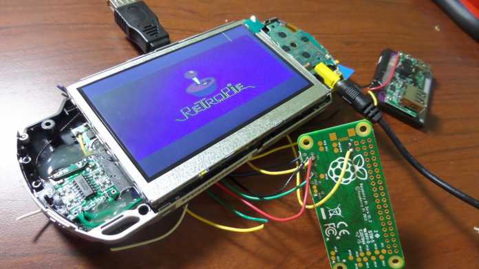 PSPi: Komplett-Umbau mit Pi Zero macht PSP zur Emu-Plattform