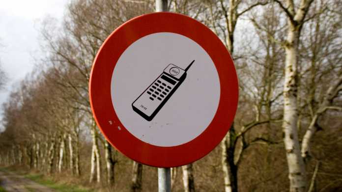 Verbotsschild mit Handy