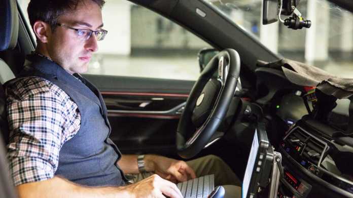 BMW will 40 autonome Fahrzeuge mit Intel und Mobileye testen