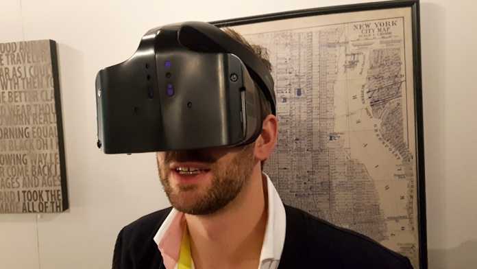Kabellos und mit Inside-Out-Tracking: Intels VR-Headset Project Alloy ausprobiert