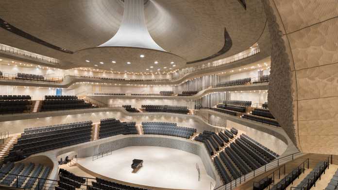 Eröffnungskonzert der Elbphilharmonie live als 360-Grad-Video auf Youtube