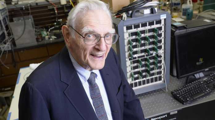 Lithium-Ionen-Akku-Pionier stellt Arbeiten für neuen Akku vor