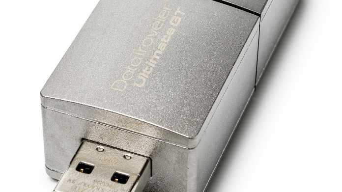 Verbraucherschützer warnen vor gefälschten USB-Sticks