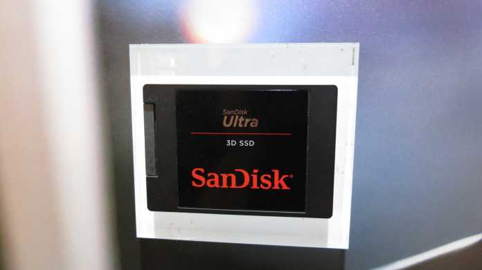Die SanDisk Ultra 3D besitzt das gleiche Innenleben wie die WD Blue 3D. Nur der Aufkleber ist ein anderer.