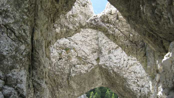 Kalkstein-Formation in Rumänien.