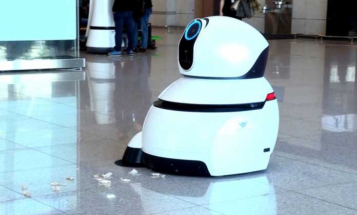 LG Roboter sorgen an Südkoreas größtem Flughafen für Sauberkeit und leichtere Orientierung