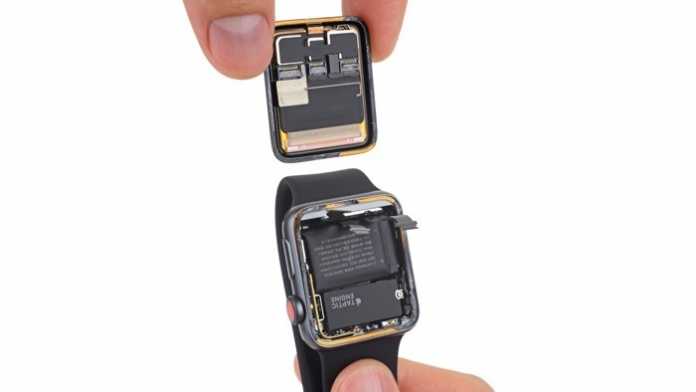 Apple Watch Series 3 aufgemacht.