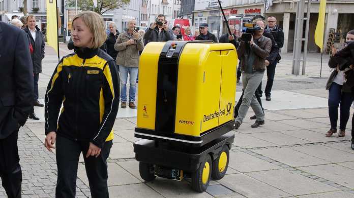 Test der Post mit Begleit-Roboter im Zustelldienst verläuft positiv