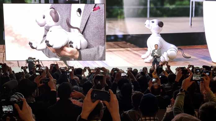 Sonys Roboterhund Aibo ist zurück.
