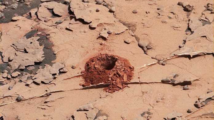 Mars: NASA-Rover Curiosity sammelt wieder Gesteinsproben