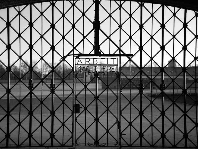 &quot;Artbeit macht frei&quot;: Eingang zum Konzentrationslager Dachau