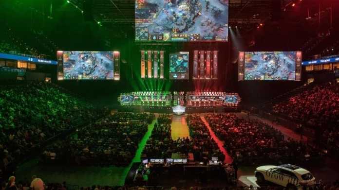 Gamescom Congress: Parteien streiten um Förderung von Spieleentwicklung und E-Sport