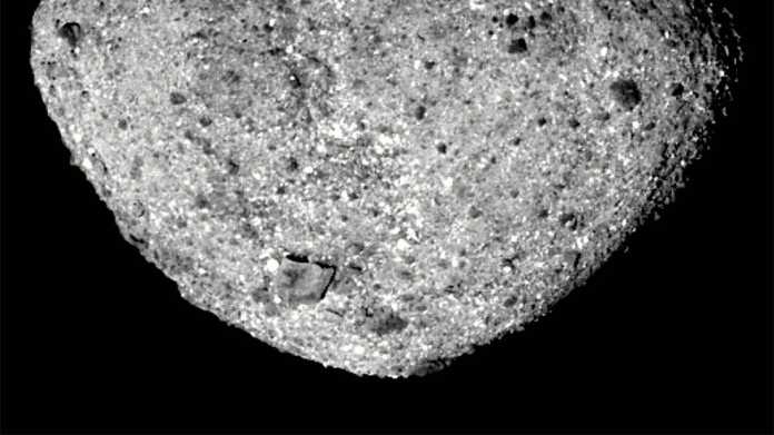 NASA-Sonde Osiris-Rex bei Asteroid Bennu angekommen