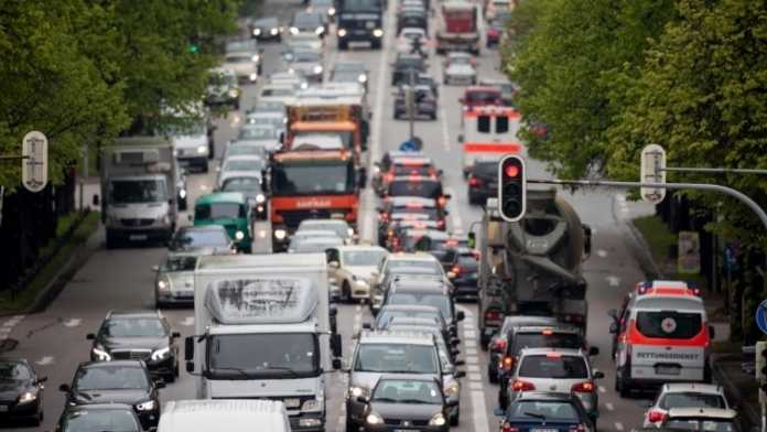 Autoindustrie entsetzt über Kompromiss für schärfere CO2-Grenzwerte
