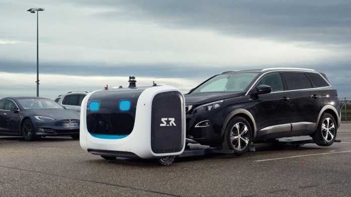 Flughafen Gatwick testet Roboter fürs Einparken von Autos