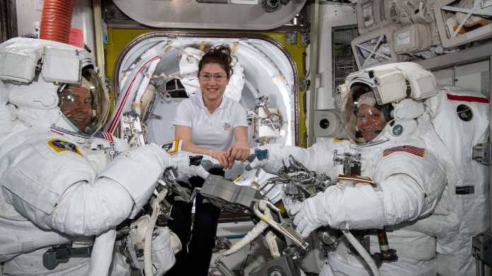 Raumanzug-Problem: Erster ISS-Außeneinsatz nur mit Frauen abgeblasen