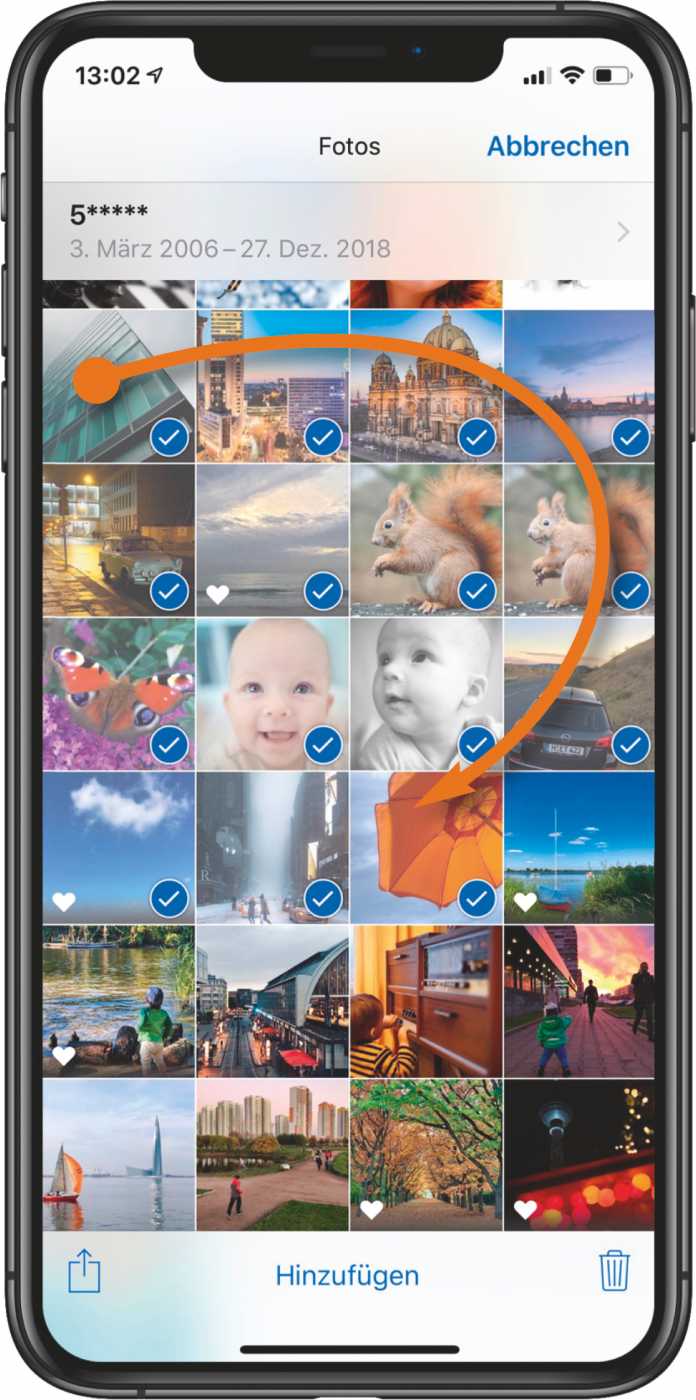 Per Fingerwisch lassen sich auch am iPhone schnell große Bildermengen auswählen, wenn man die Wischrichtung beachtet.