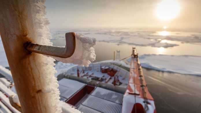 Bremerhaven: Mit der VR-Brille auf das Forschungsschiff Polarstern