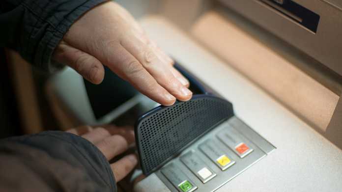 Zahl der Geldautomaten in Deutschland sinkt weiter
