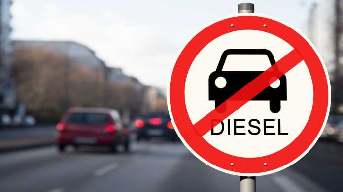 Dieselfahrverbotsschild in der Stadt