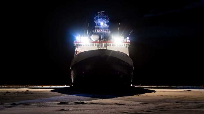 Mosaic: Die Polarstern vor Extrem-Expedition in die Arktis mit Risiken