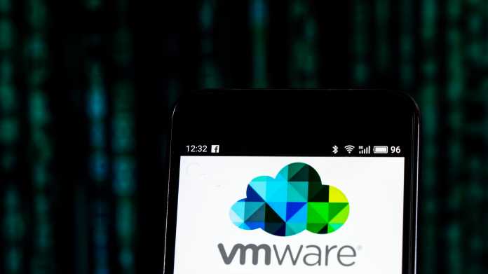 VMware patcht weitere Lücken in ESXi, Workstation und anderen Produkten