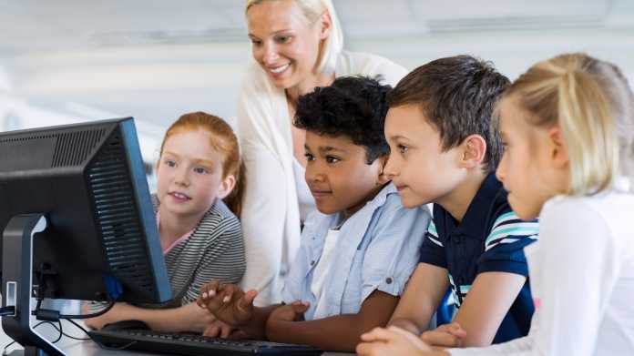 KI-Branche fordert Pflichtfach Informatik in der Schule