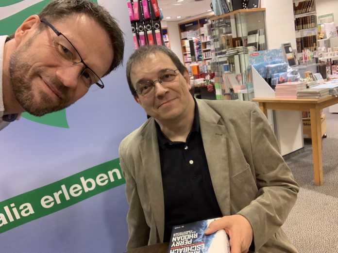 Selfie mit Stephan Ehrmann während einer Lesung im Thalia in Bremen.