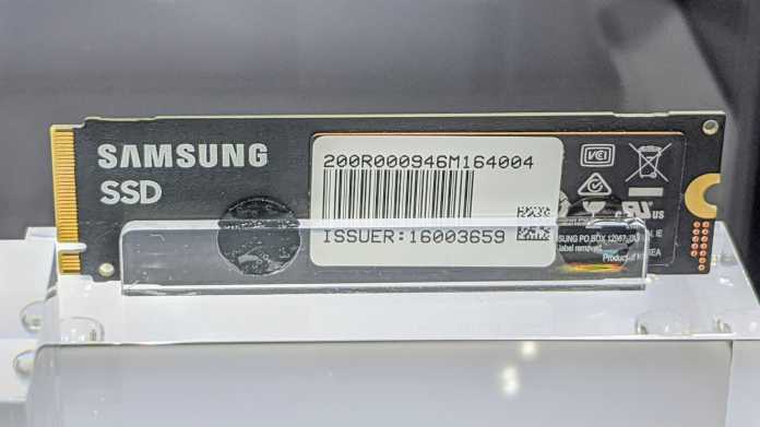 Die Rückseite der Samsung 980 Pro gibt leider auch keine Auskunft über den verwendeten Flash-Speicher.