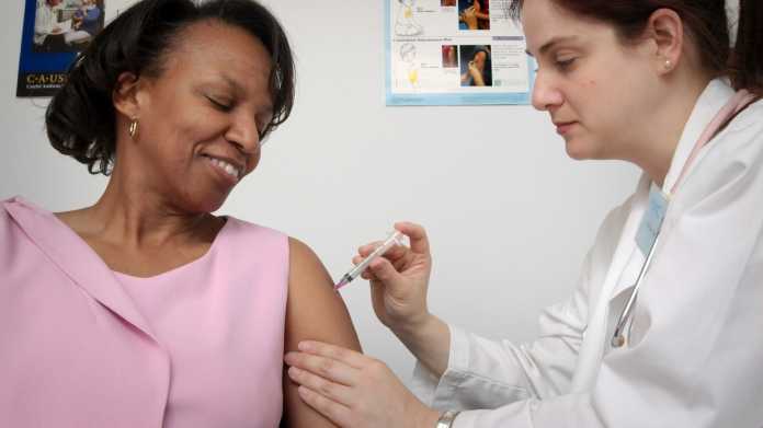 Machtpoker um den Impfstoff