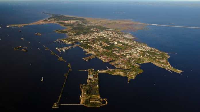 Luftbild einer Insel