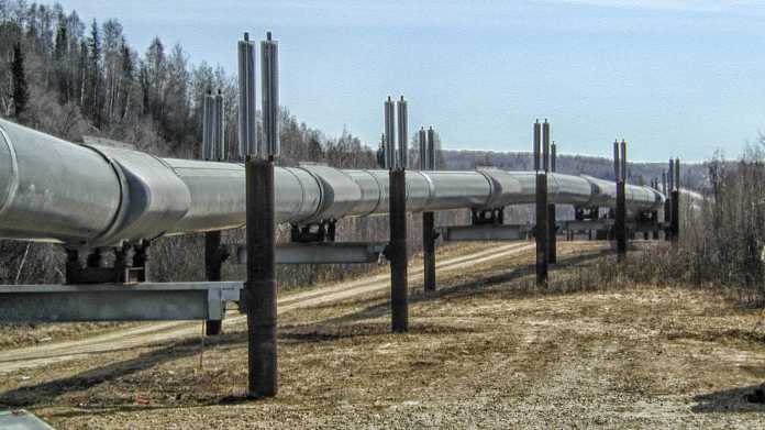 Pipeline in Alaska