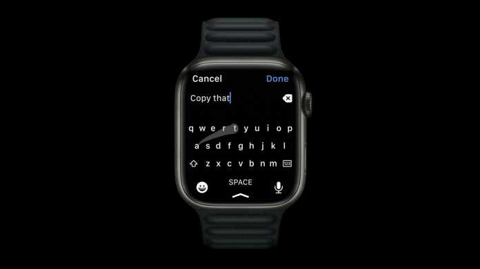 Apple Watch Series 7 mit Tastatur