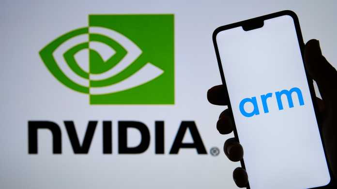 ARM-Smartphone vor Nvidia-Logo