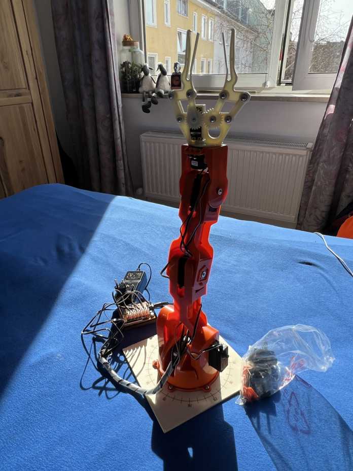 Das Werk ist nach 2 Stunden vollendet.