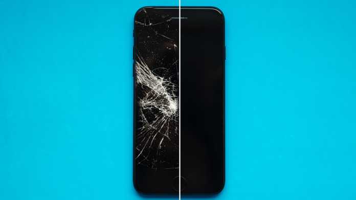 Rudny,,Kasakhstan,Â€“,November,02,,2020:smartphone,With,Half,Crashed,Screen