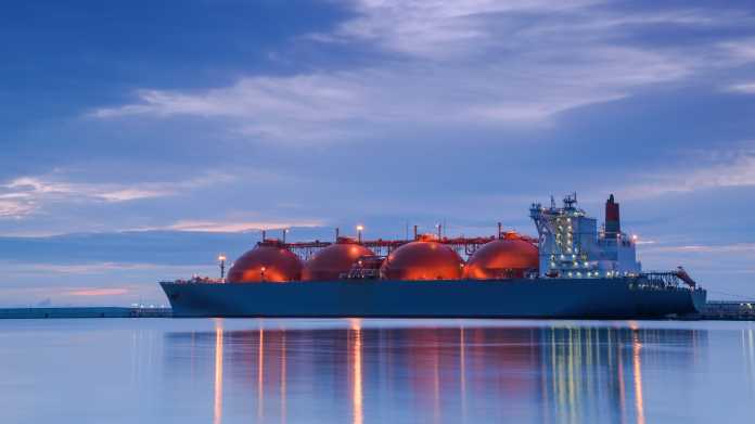 Lng,Tanker,At,The,Gas,Terminal,-,Sunrise,Over,The