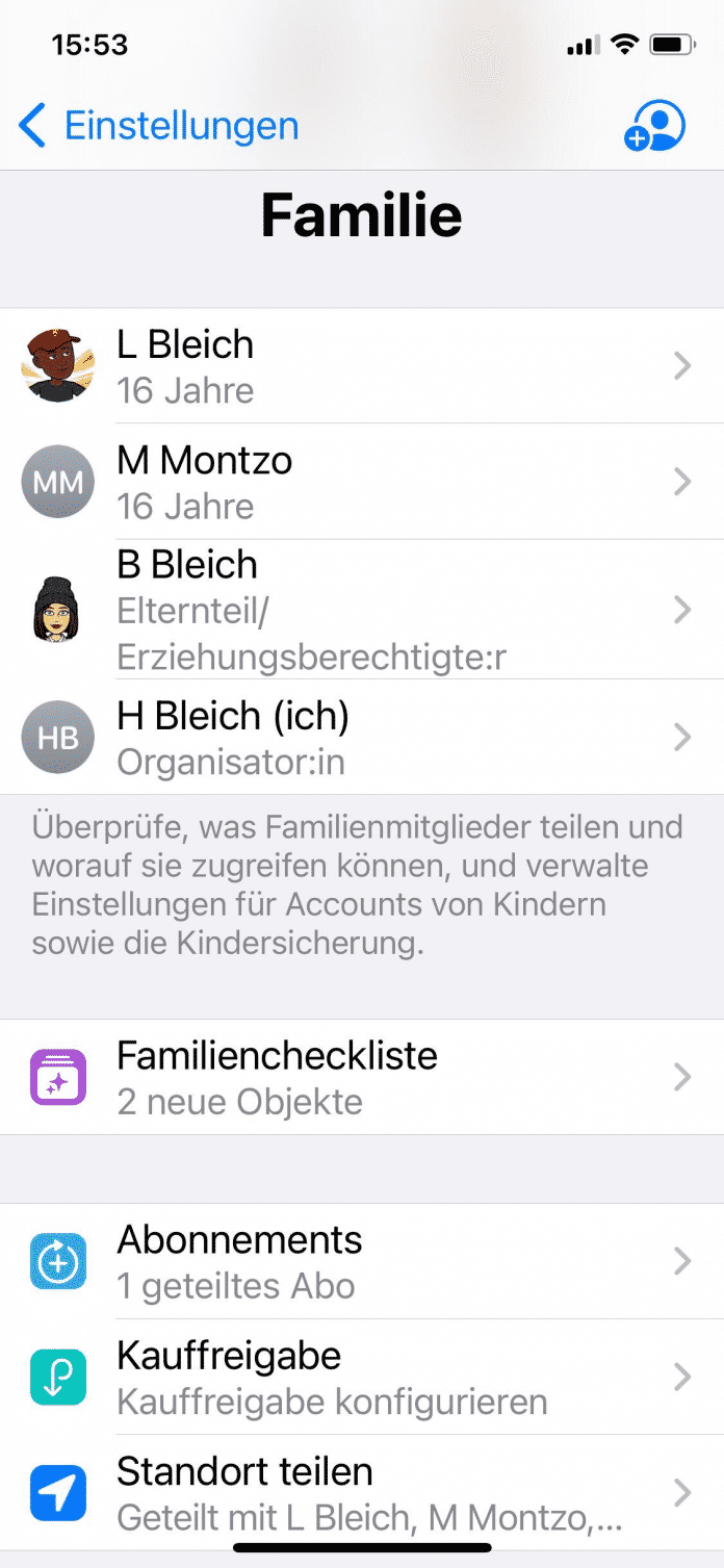 Ist über die Familienfreigabe eine Gruppe organisiert, kann der &quot;Organisator&quot; seine Inhalte teilen. Seit iOS 16 hilft eine &quot;Familiencheckliste&quot; beim Einrichten., 