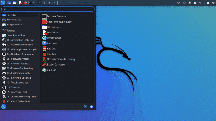 Kali-Linux-Desktop mit App-Menü