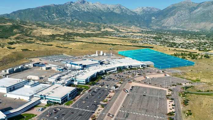 In Lehi zwischen dem Utah Lake und Salt Lake City baut Texas Instruments die nächste 11-Milliarden-Dollar-Chipfabrik, hier blau skizziert., Texas Instruments