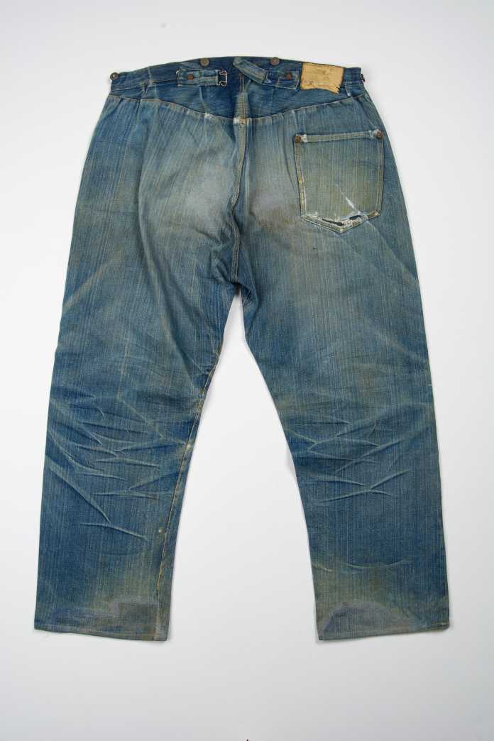 Eine Jeans aus dem Jahr 1879: Die Haltbarkeit ist vorbildlich., Levi Strauss &amp; Co. Archives