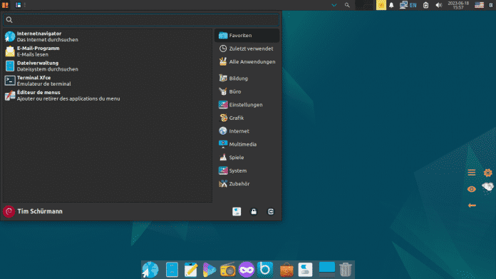 Screenshot Voyager mit Xfce-Desktop