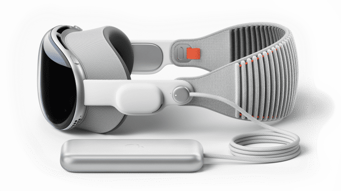  Den Akku lagert Apple in ein per Kabel verbundenes Aluminium-Case aus, um den Kopf nicht zusätzlich mit seinem Gewicht zu belasten., Apple