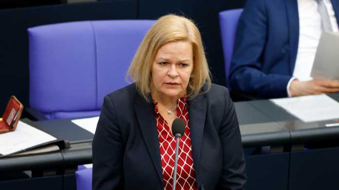 Innenministerin Nancy Faeser im Bundestag.