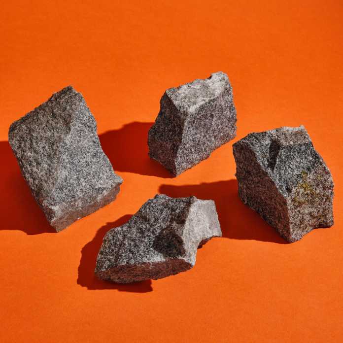 Mit dem Sublime-Verfahren kann Zement auch aus Gesteinen gewonnen werden, die kein Karbonat enthalten., Fotos: Bob O’Connor