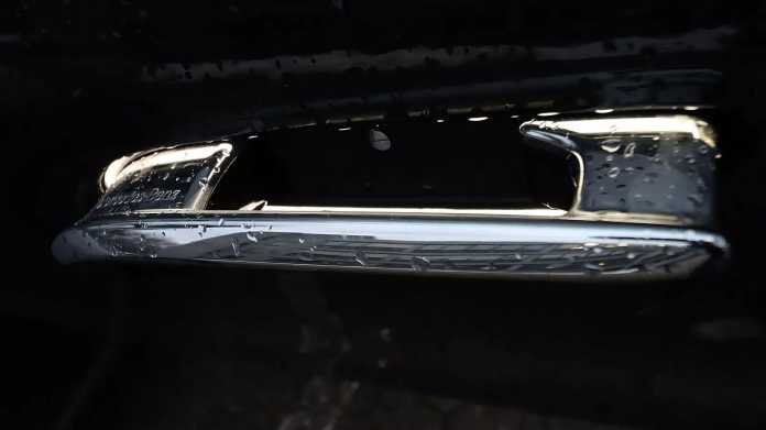Türgriff eines Mercedes EQE 500 SUV