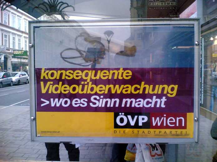 Plakat &quot;konsequente Videoüberwachung wo es Sinn macht - ÖVP Wien&quot;